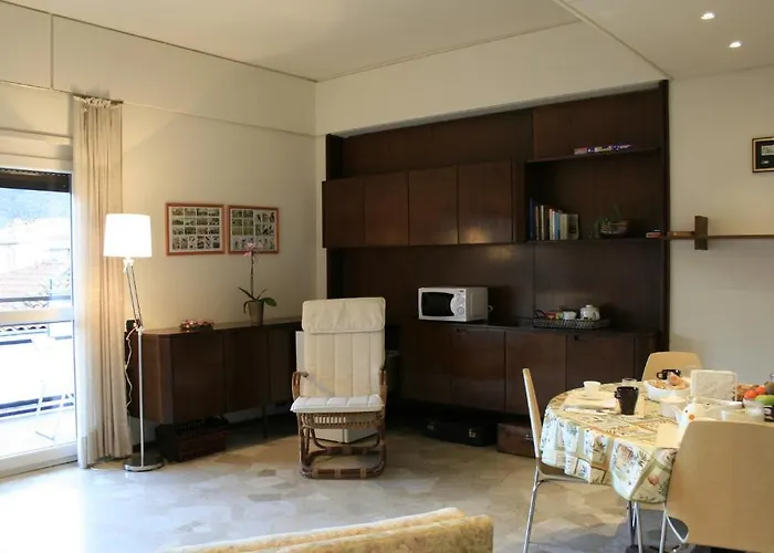לינה וארוחת בוקר A Casa קומו