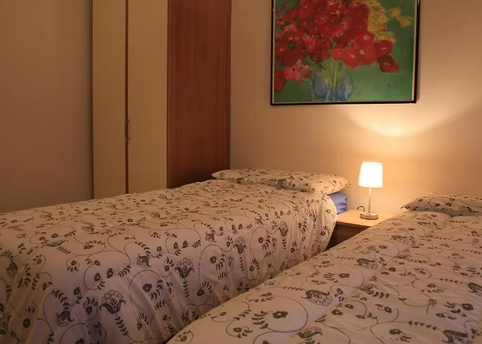 A Casa * קומו